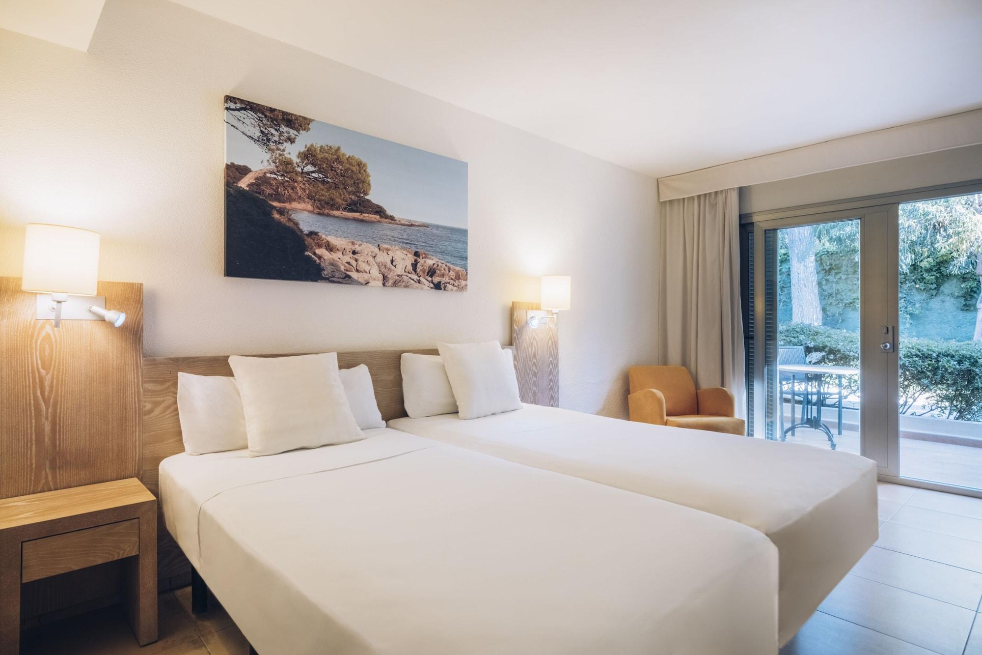 Iberostar Pinos Park 4*