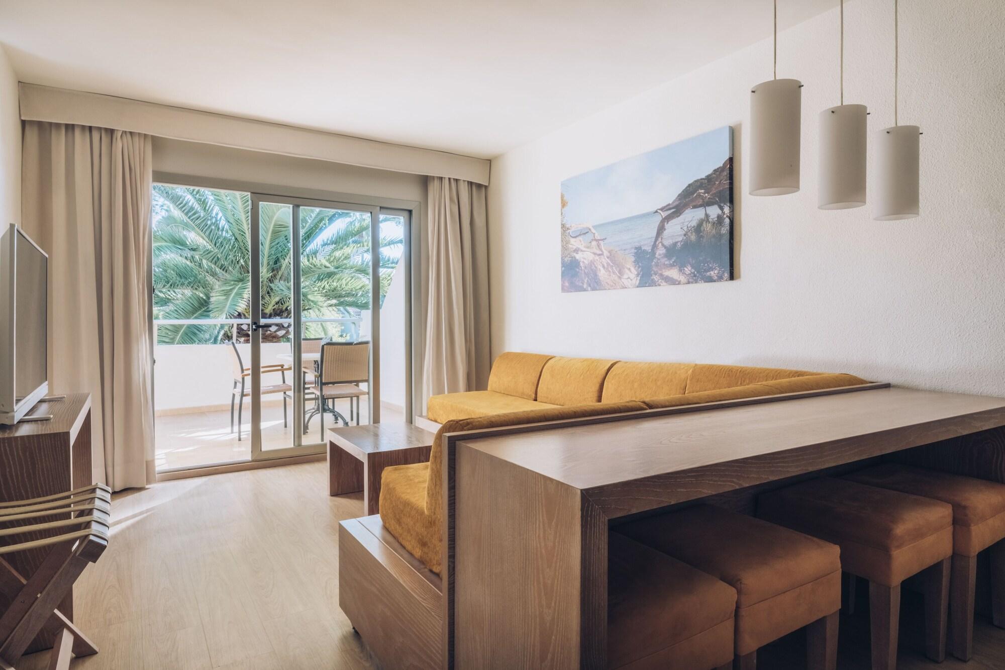 Iberostar Pinos Park Hotel Font de sa Cala