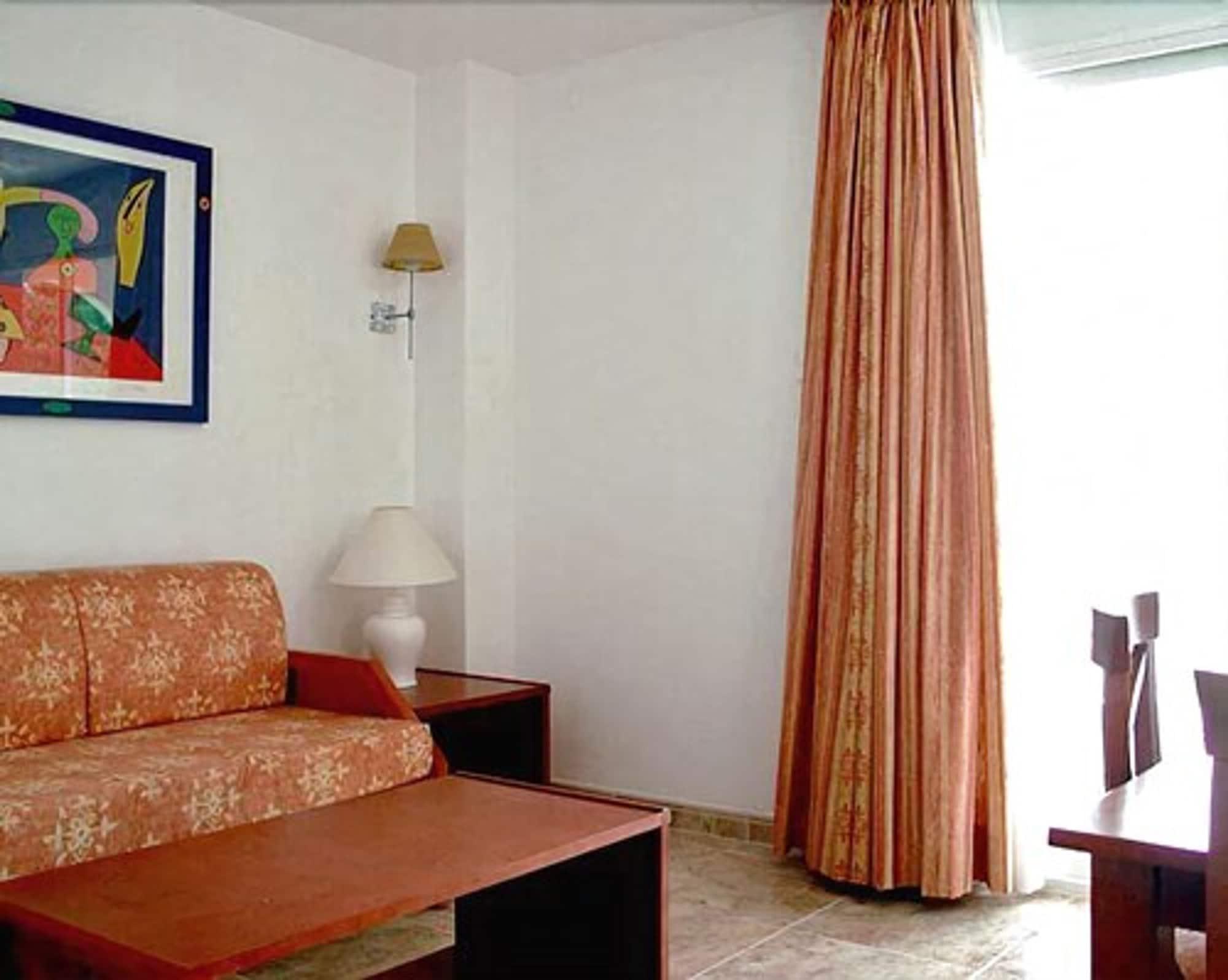 Canyamel Classic, Solo Adultos Hotel 4*