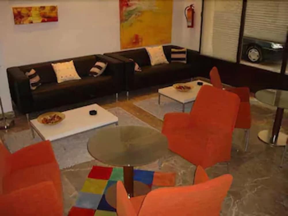 Hotel L'host Boutique