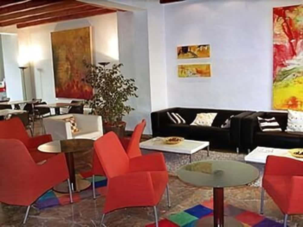 L'host Boutique 3* Pollensa