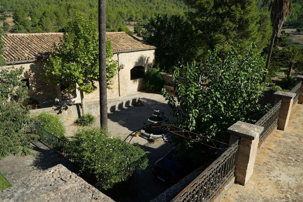 Son Pont Puigpunyent (Mallorca)