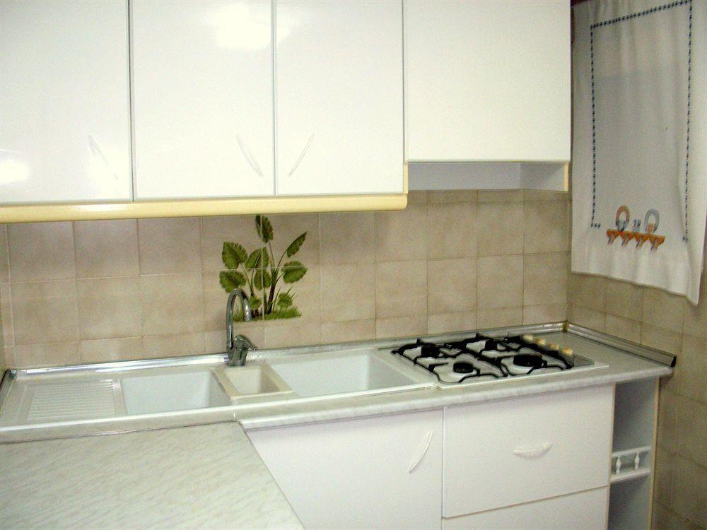 Triton 4*