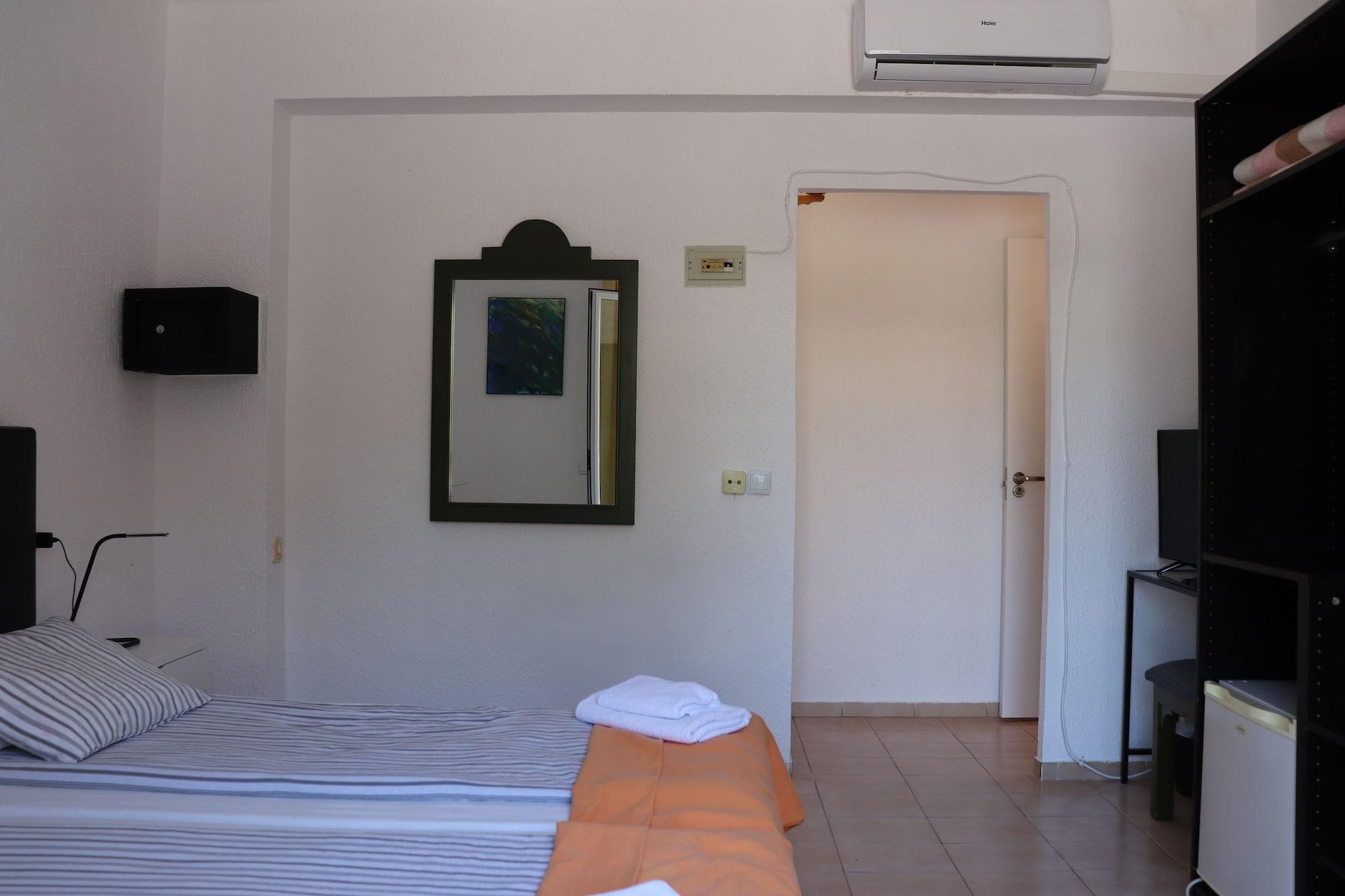 Amistad Hotel