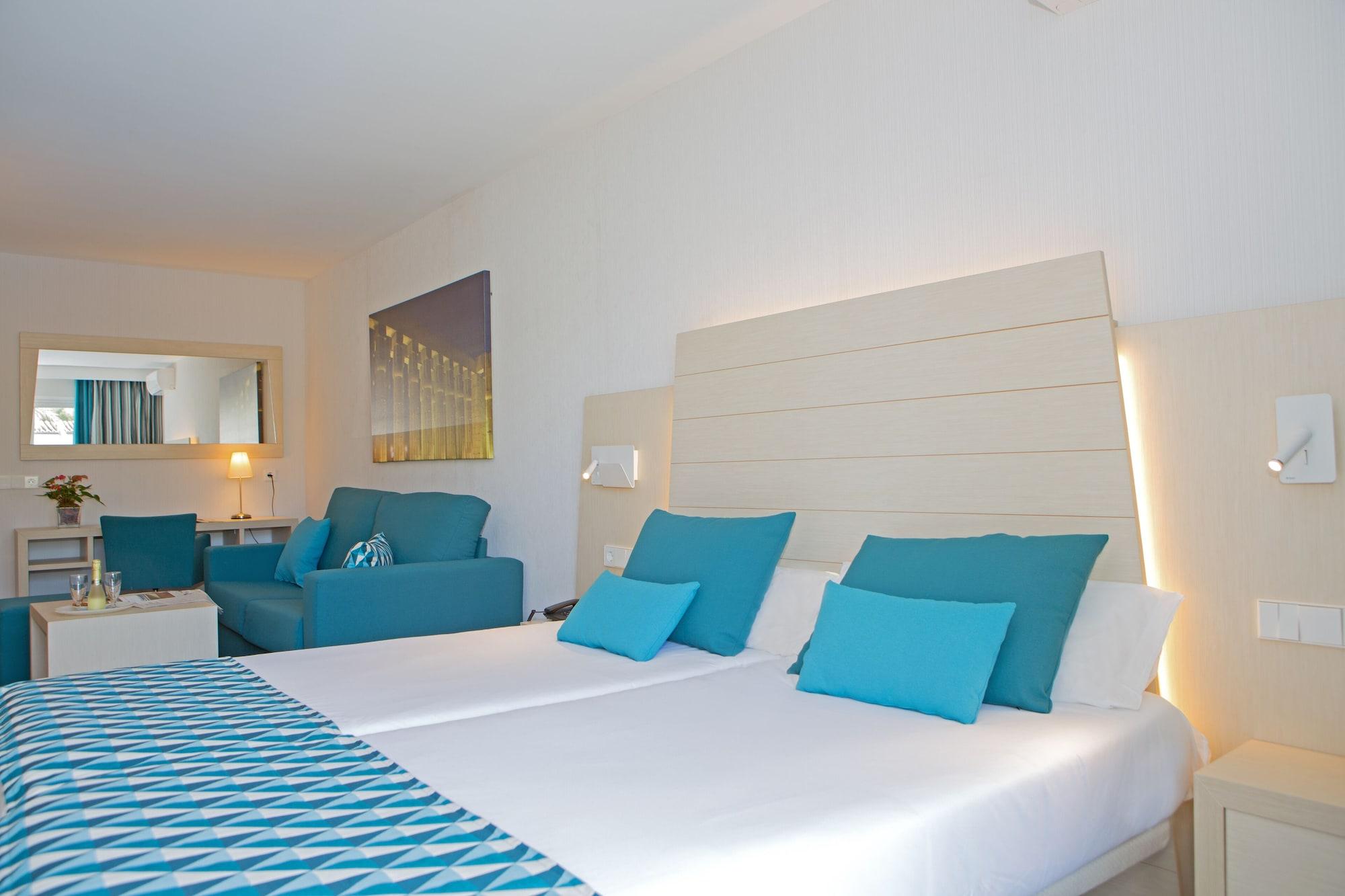Luxor Hotel