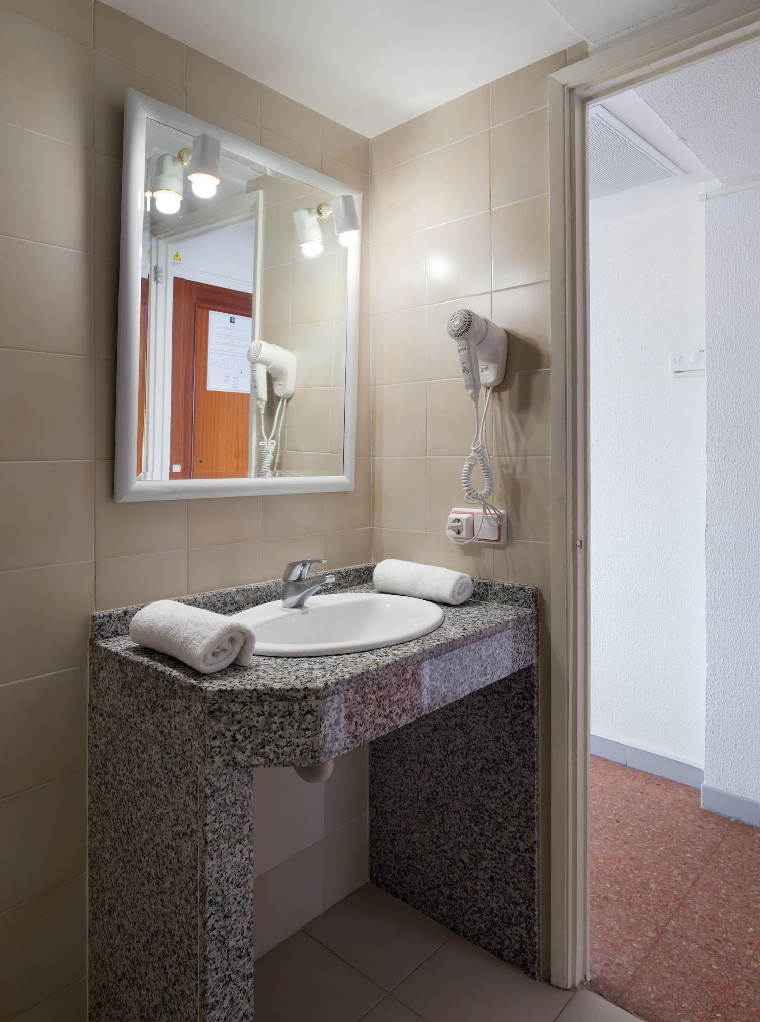 Foners (adults Only) 3*