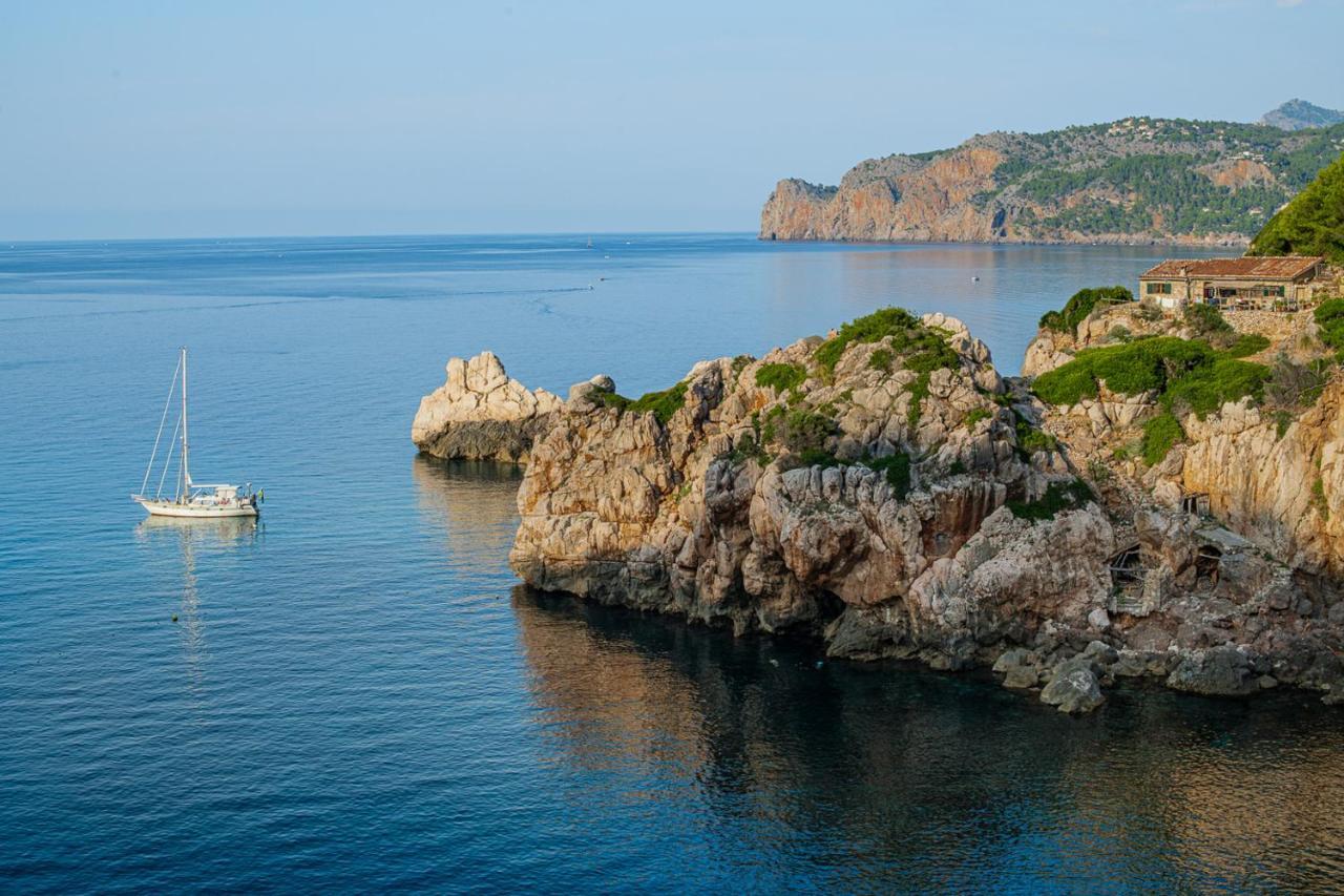Cala * Deià (Deyá)