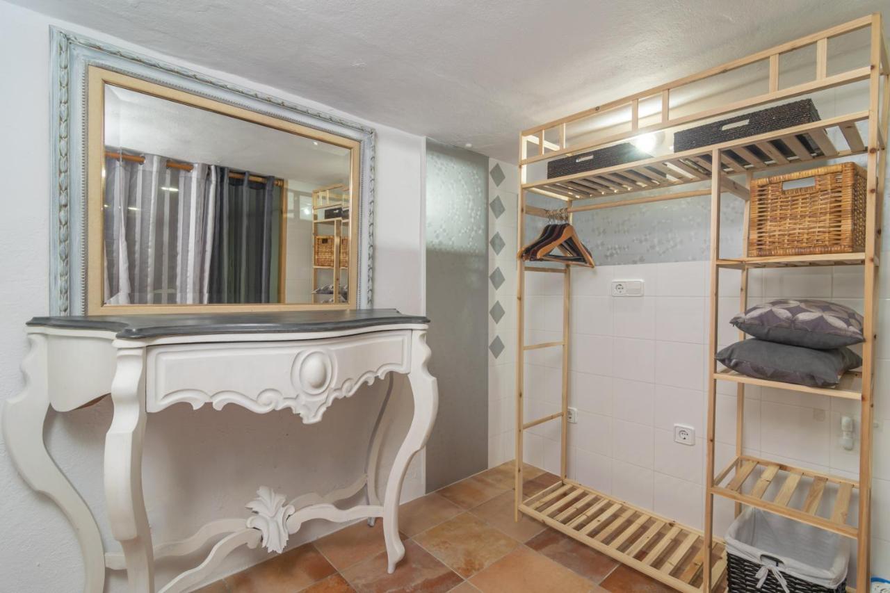 Refugi De Les Aguiles Villa
