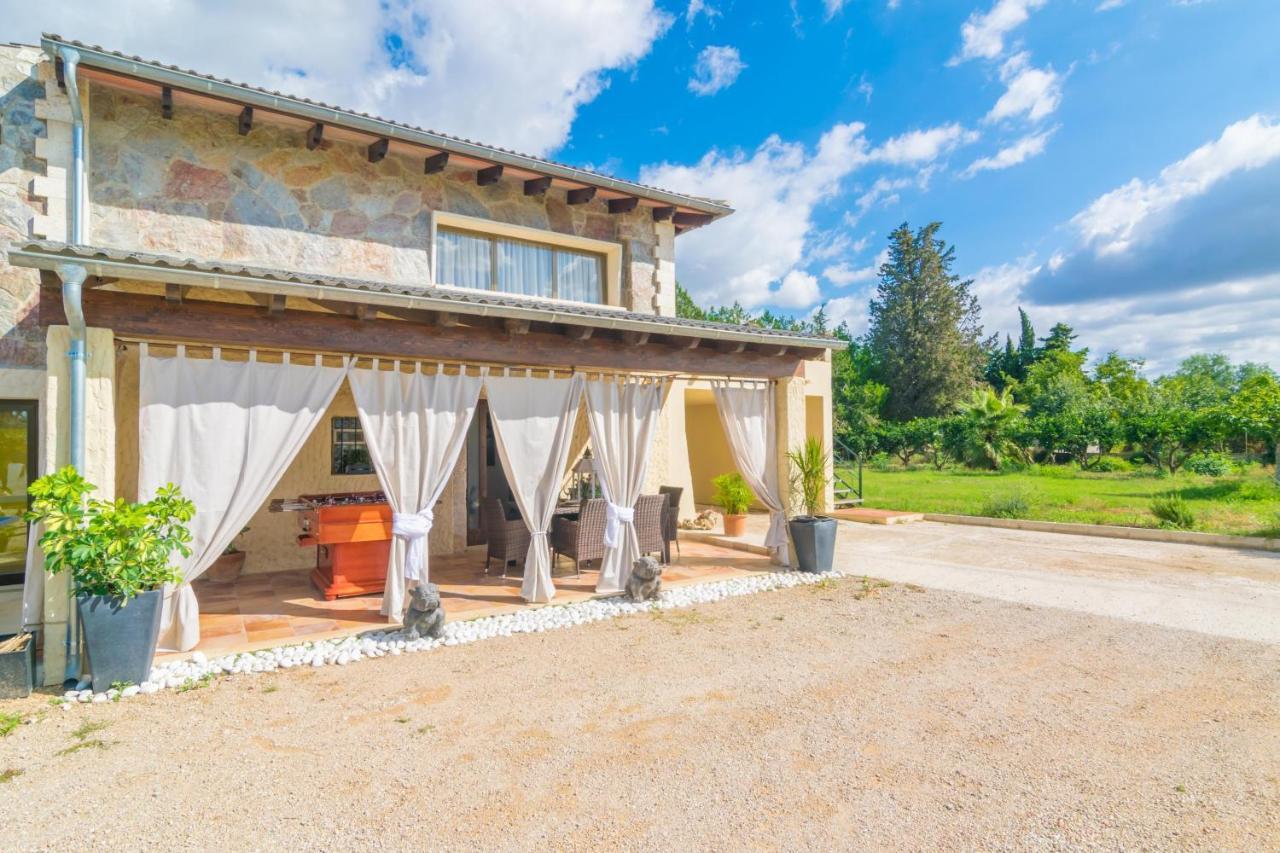 Refugi De Les Aguiles Villa