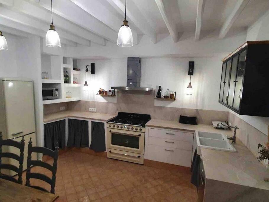 Town House Ca Na Mabel In * Sa Pobla