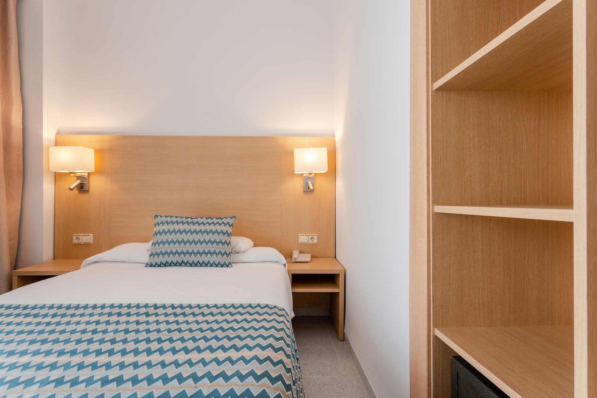 Riutort Hotel 3*