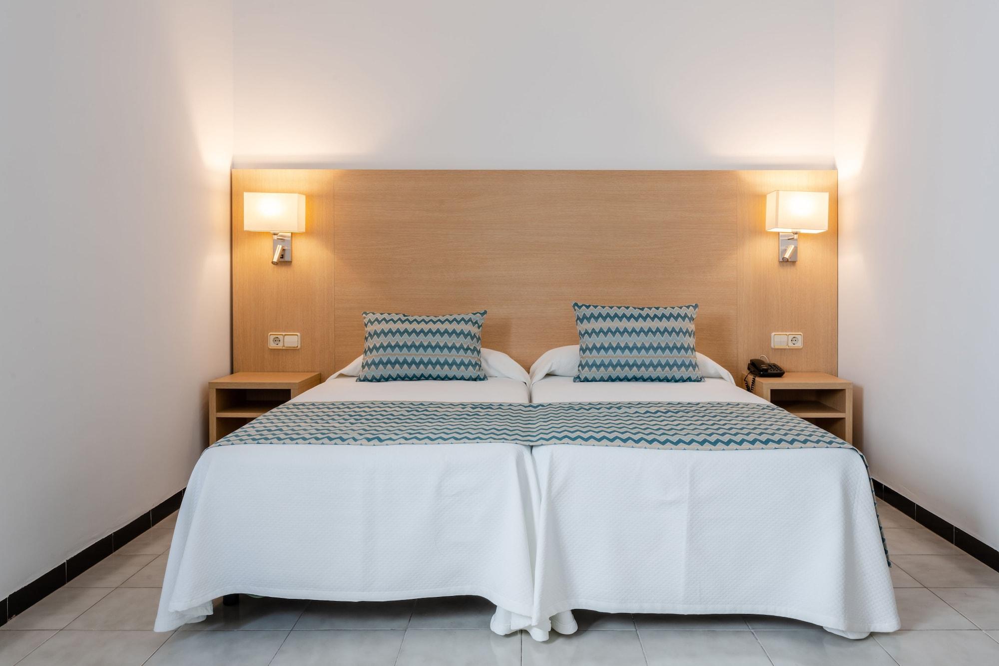 Hotel Riutort 3*