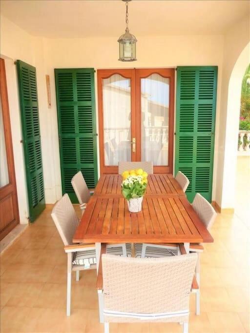 Villa *****villa De Món Max. 8 Personen, Meerblick + Pool