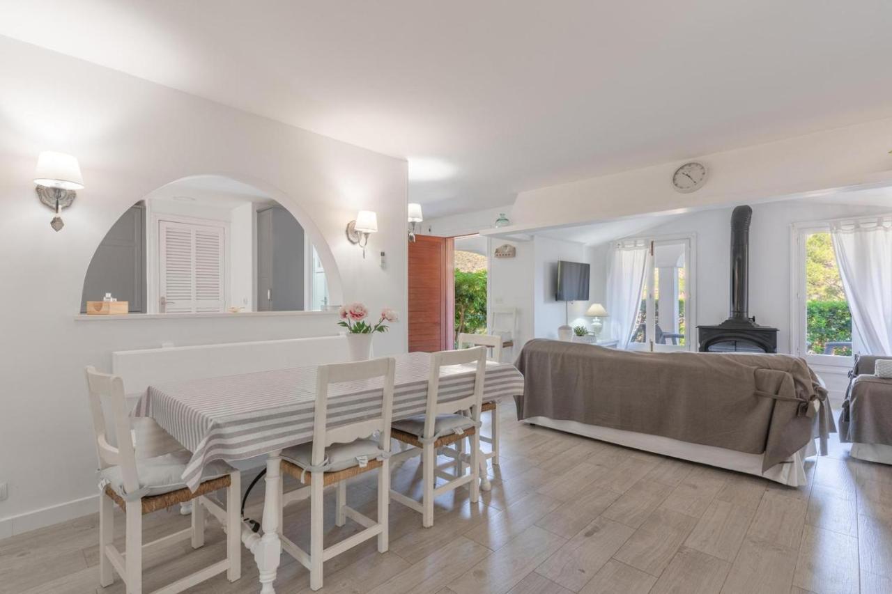 Gorgeous Renovated Cala Sant Vicenc Villa