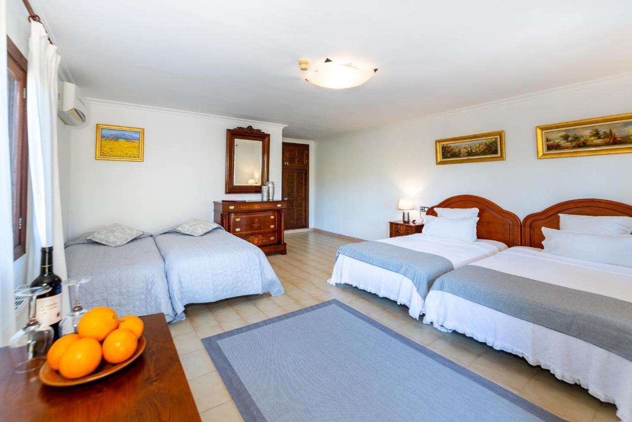 Country house Rural Predio Son Serra *