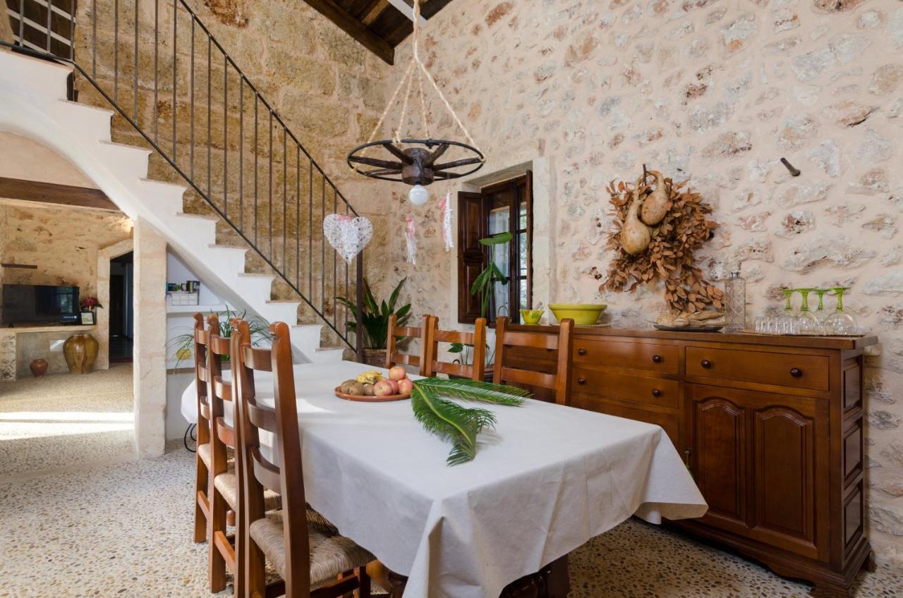 Country house Yourhouse Son Costa