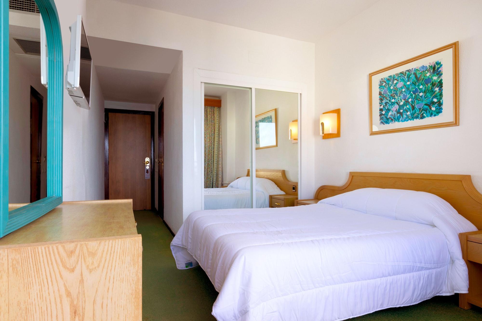 Hotel Vibra Beverly Playa 4*