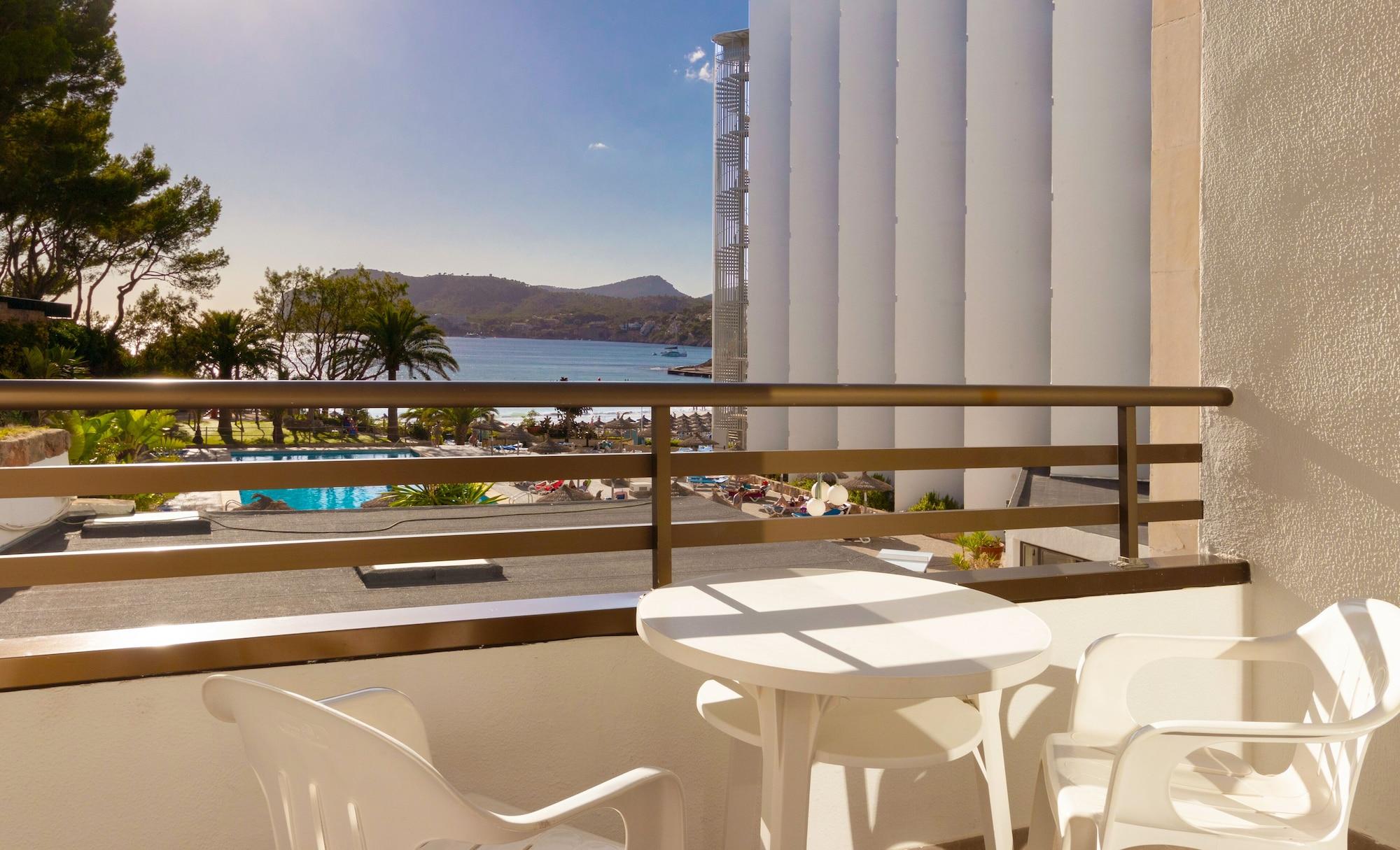 Vibra Beverly Playa Hotel 4*