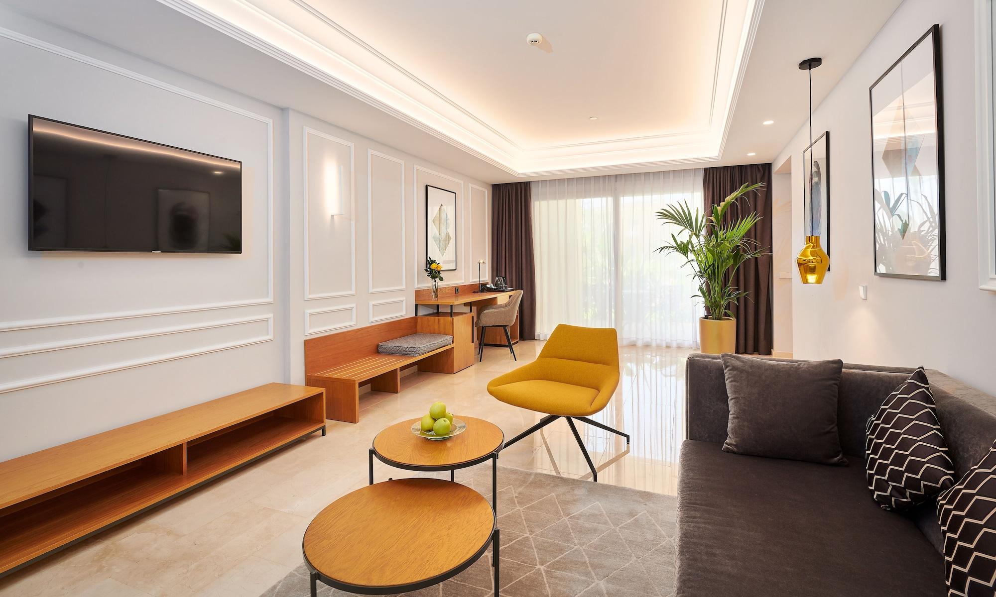 Grupotel Playa De Palma Suites&spa Hotel