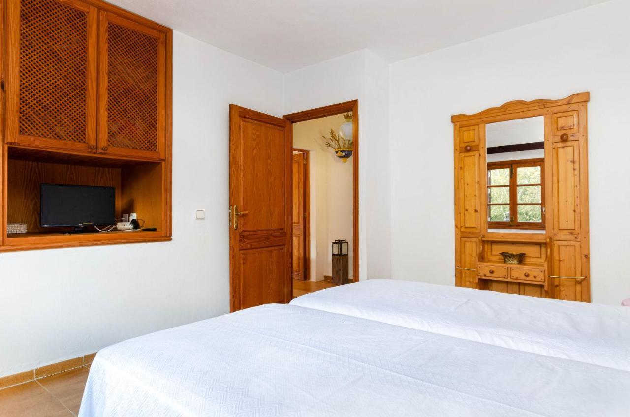 Yourhouse Jaume, Quiet With Private Pool In