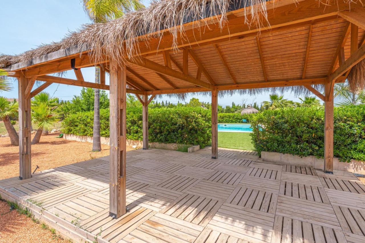 Mossenyer Villa