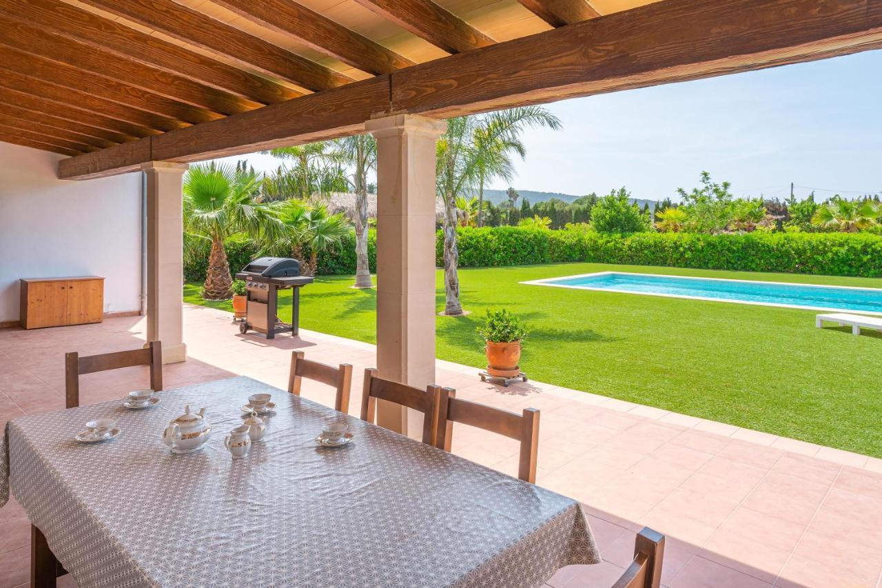Mossenyer Villa *