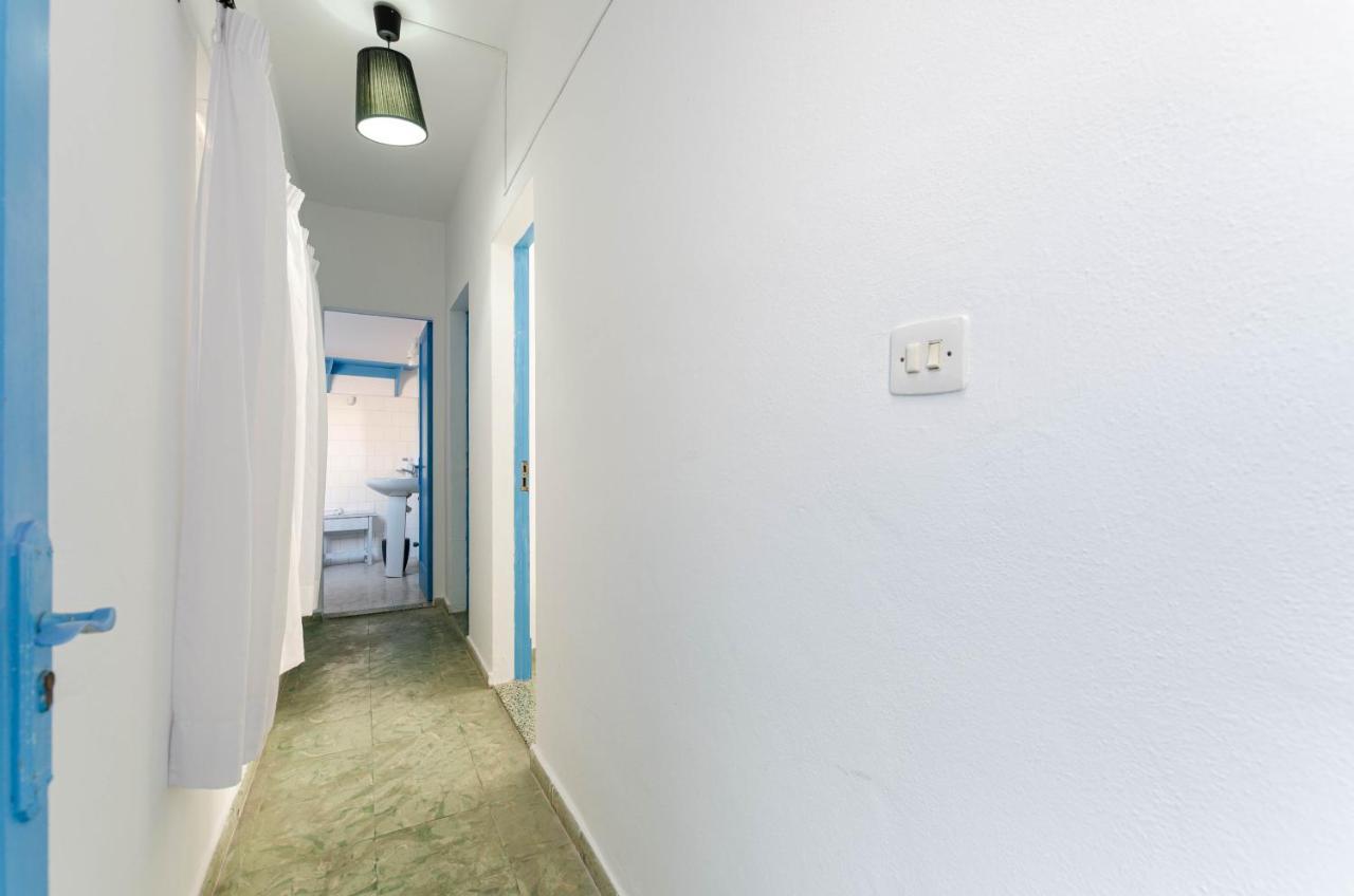 La Marina Ch Guest house
