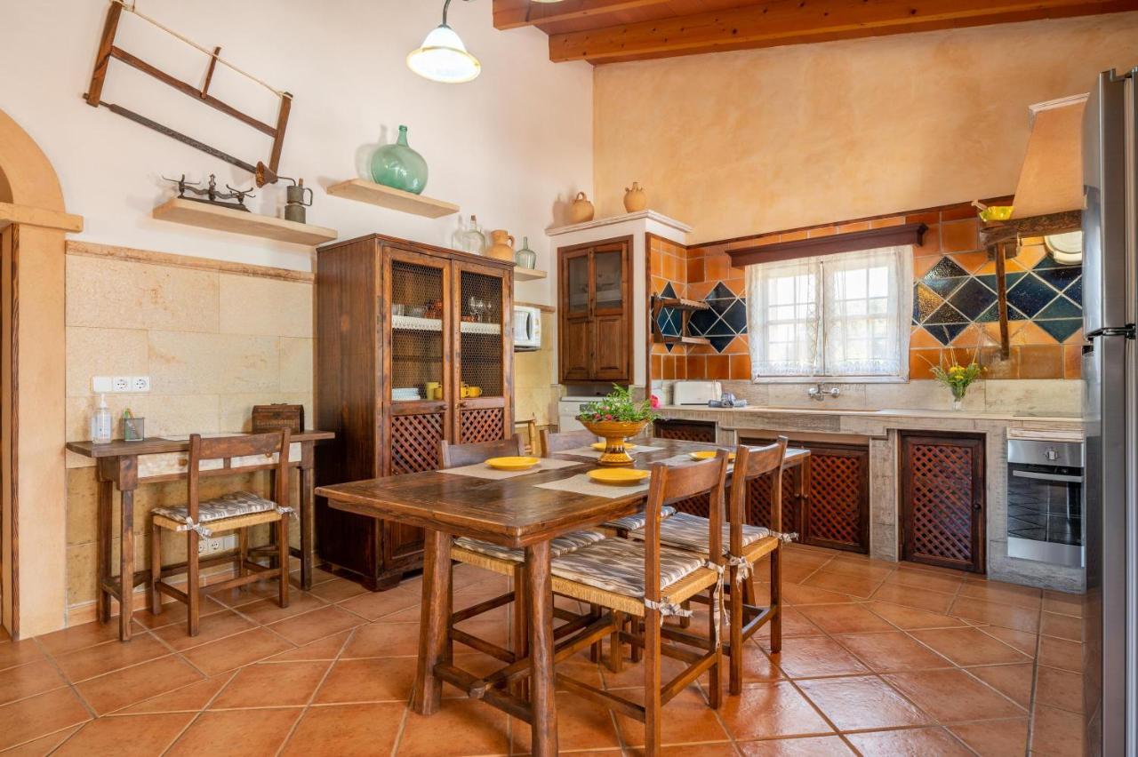 Els Ullastres Villa