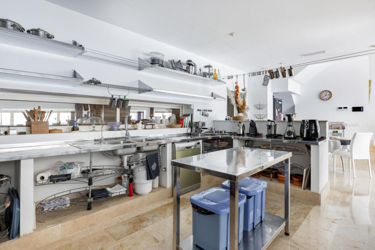 Exclusive Seafront Villa,Private Pool,Gym,Bbq Villa El Toro (Mallorca)