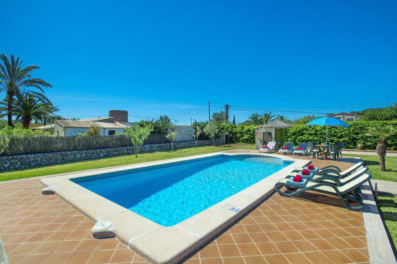 Villa Monserrat By