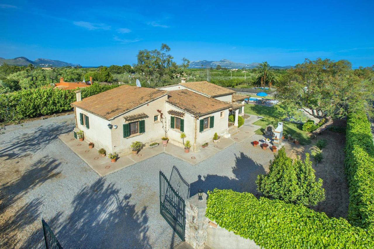 Villa Monserrat By *