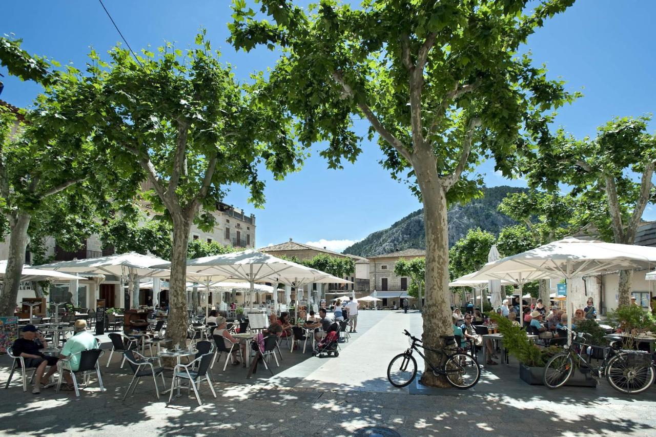 Monserrat By * Port de Pollenca