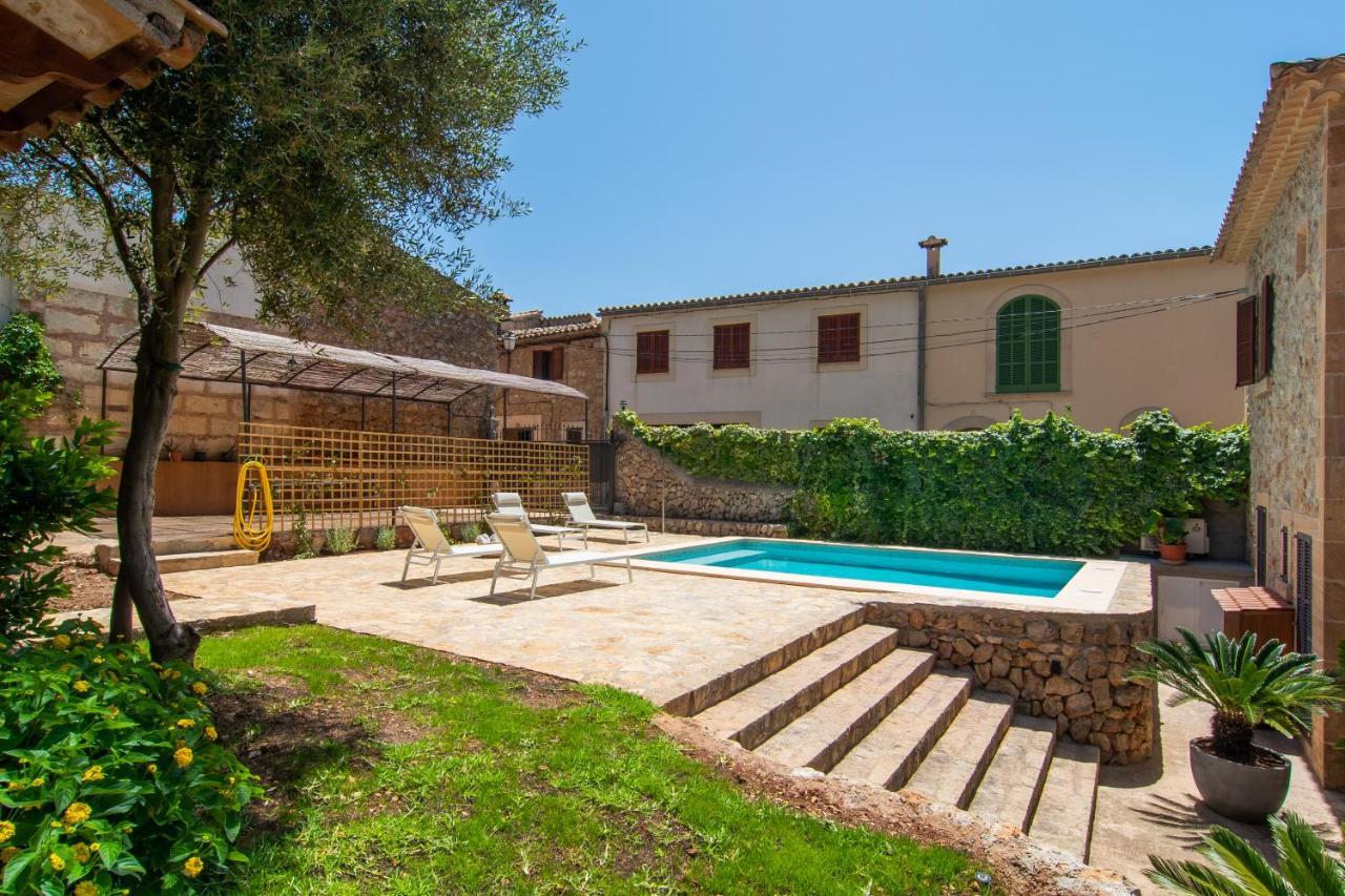 Fabulous Rural House With Views To The Mountains With Swimming Pool Сasa de vacaciones Caimari