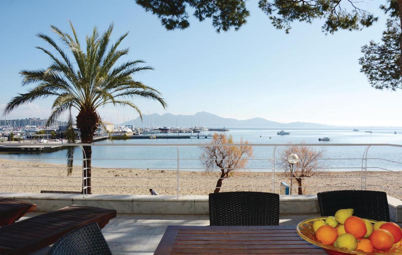 3 Bedroom Beautiful In Apartamento *