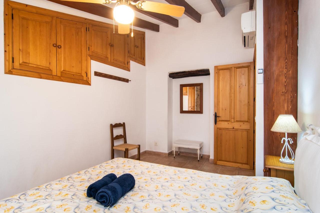 Fabulous Rural House With Views To The Mountains With Swimming Pool Сasa de vacaciones Caimari