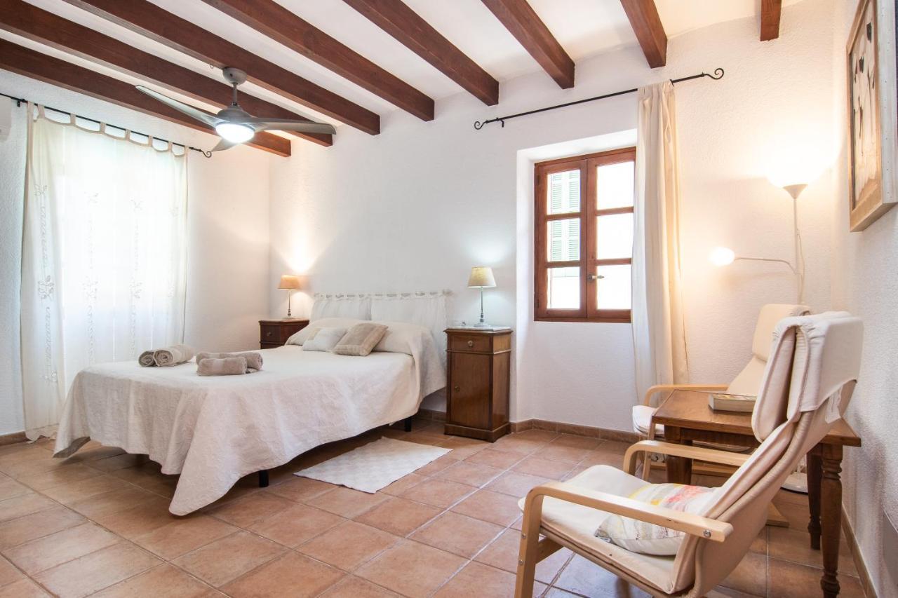 Сasa de vacaciones Fabulous Rural House With Views To The Mountains With Swimming Pool