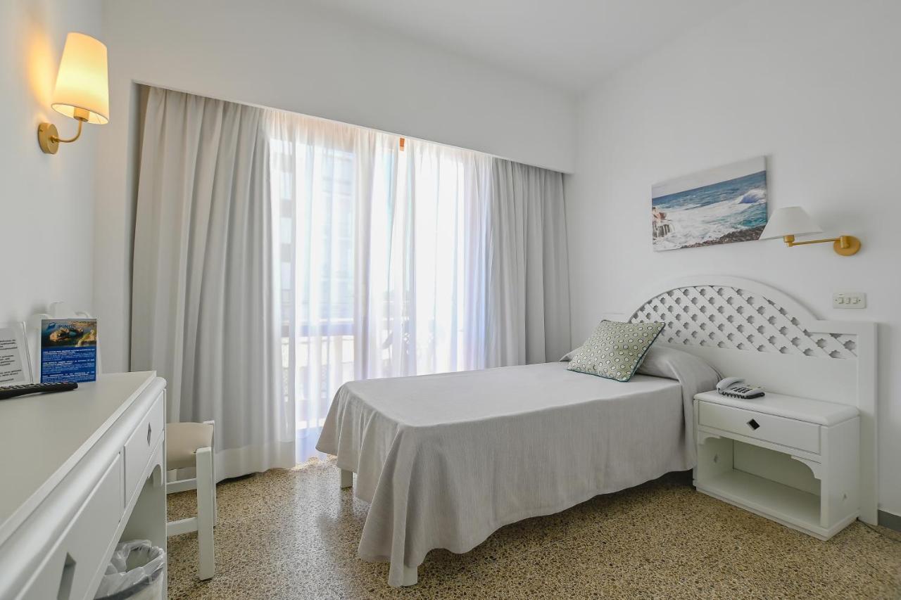 Hotel Pinos Playa