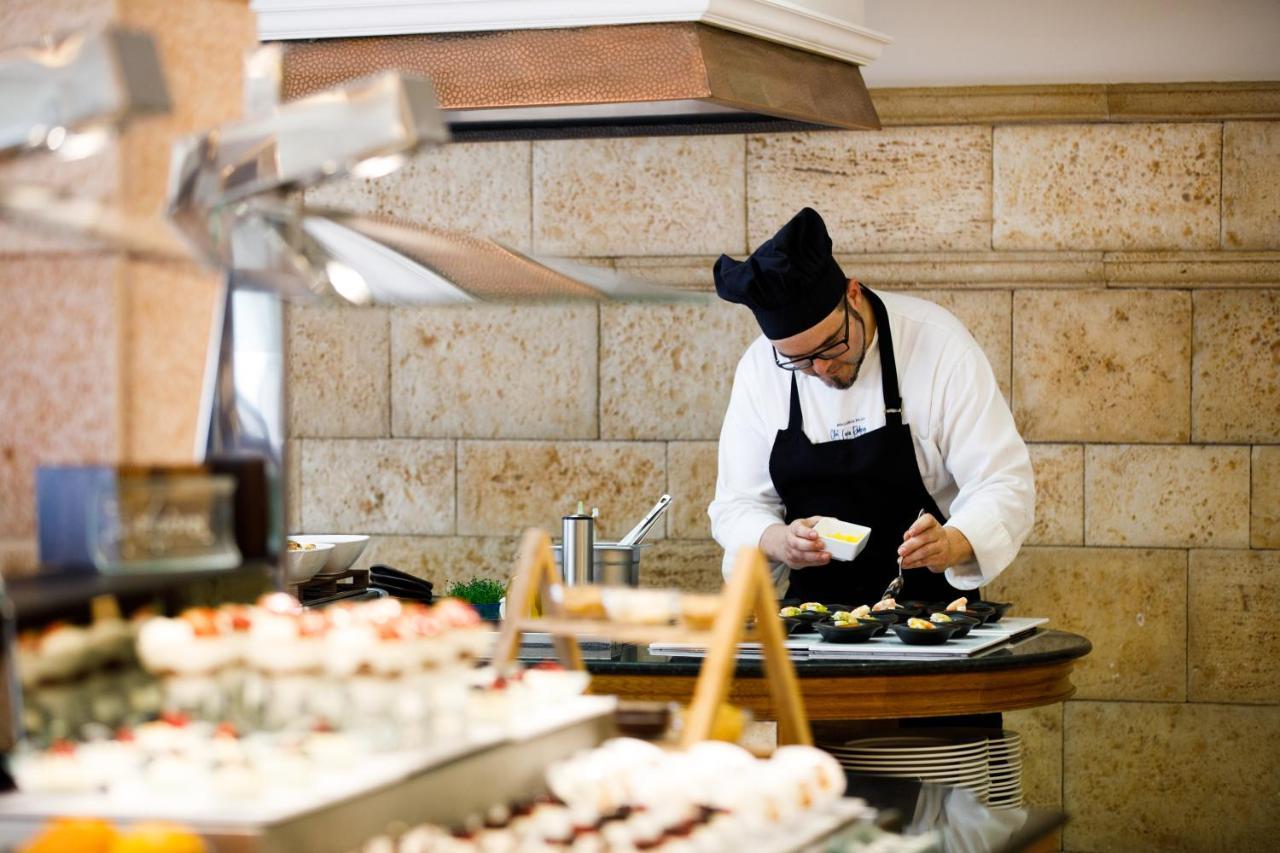 Cm Mallorca Palace - Only Adults Hotel
