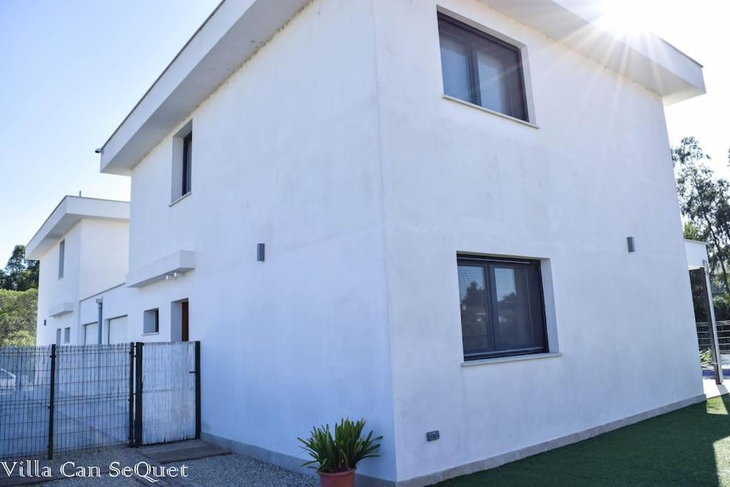 Sequet Villa *