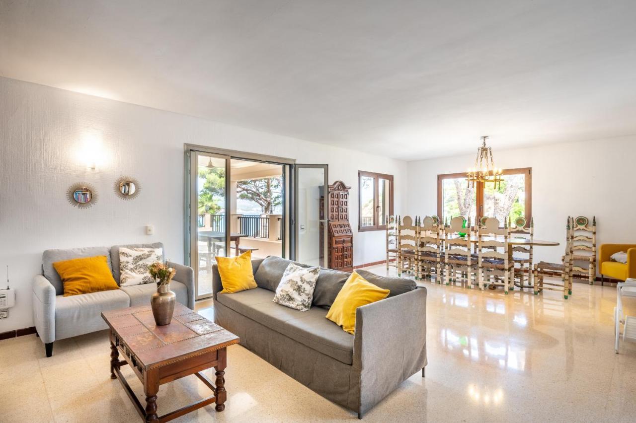 Villa Rivo - *