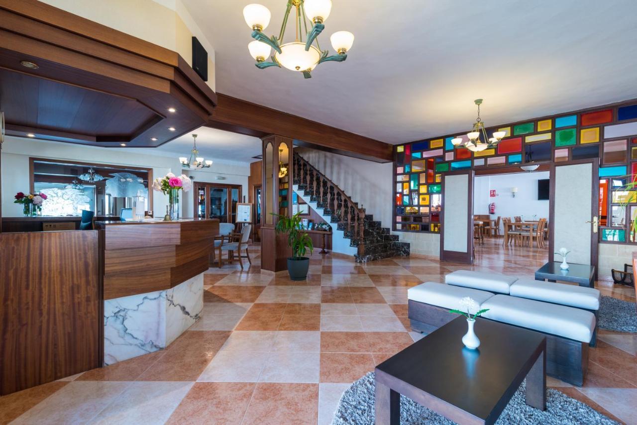 Hotel Ses Puntetes 3*