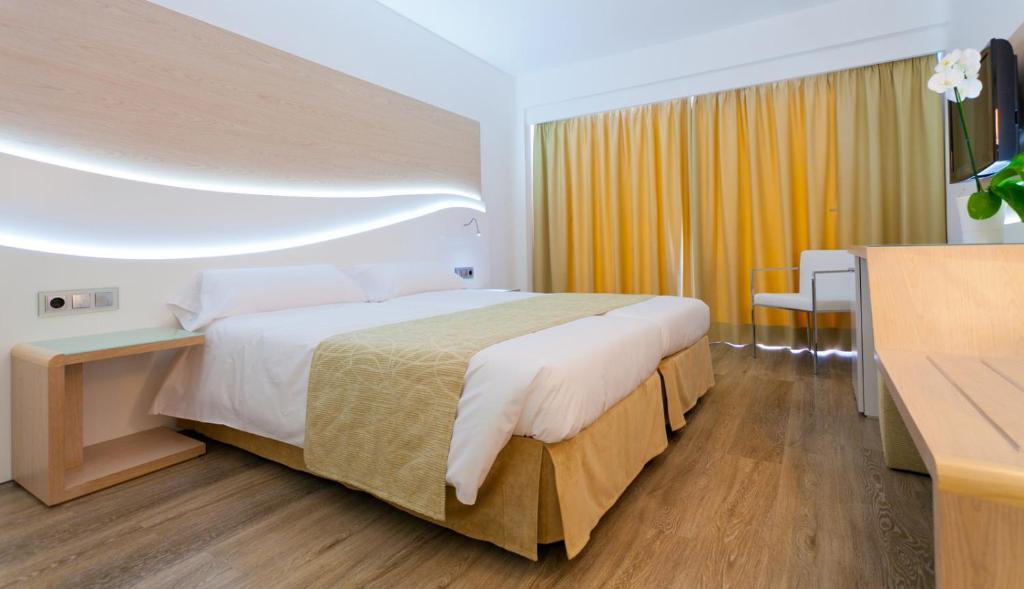 Sunprime Waterfront Adults Only Hotel 4*