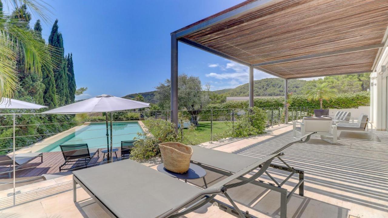 Vista Villa Crestatx