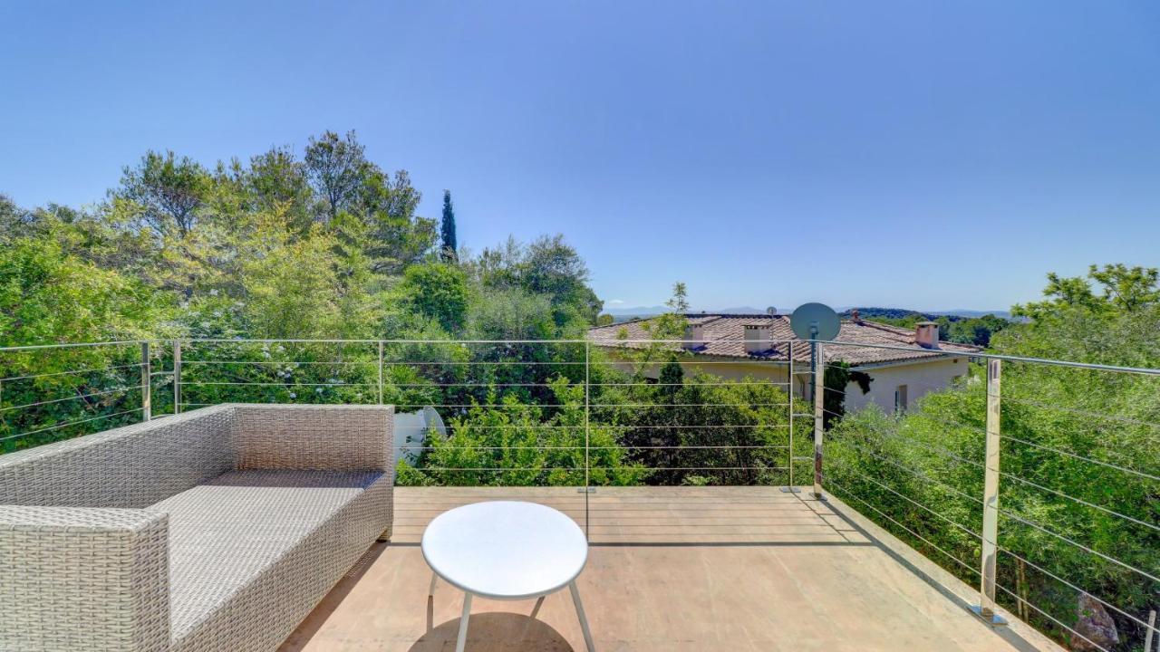 Vista Villa Crestatx