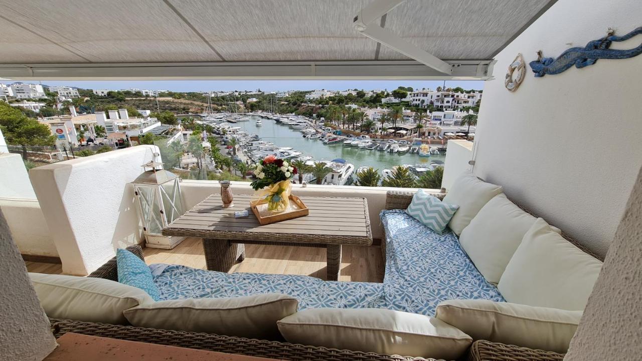 Marina Calador Harbourview: Seaside Oasis With Pool And Garden