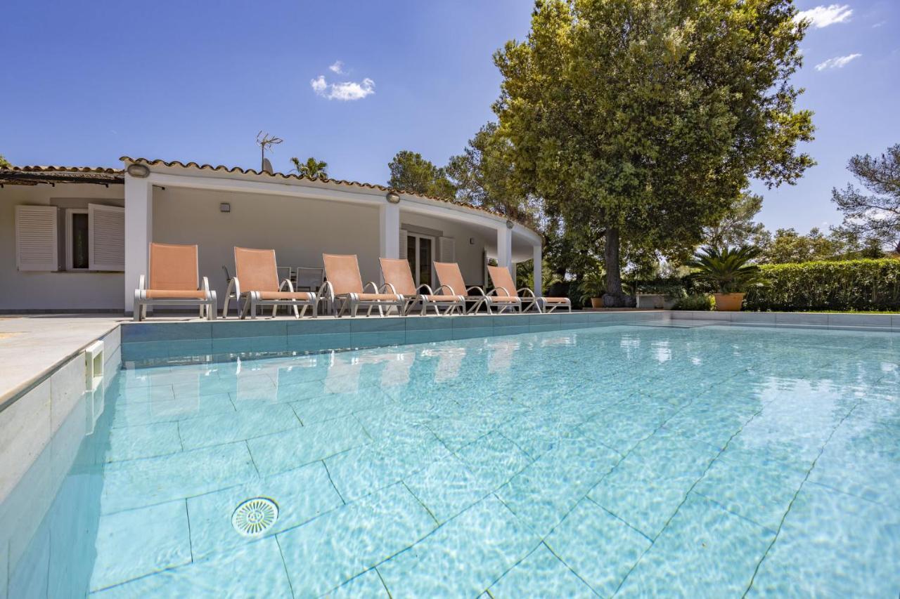 Villa Romeo 454 *
