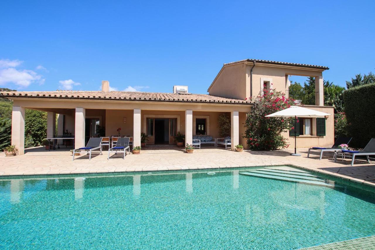 Mares Villa *