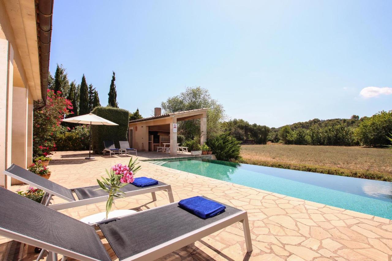 Villa Mares