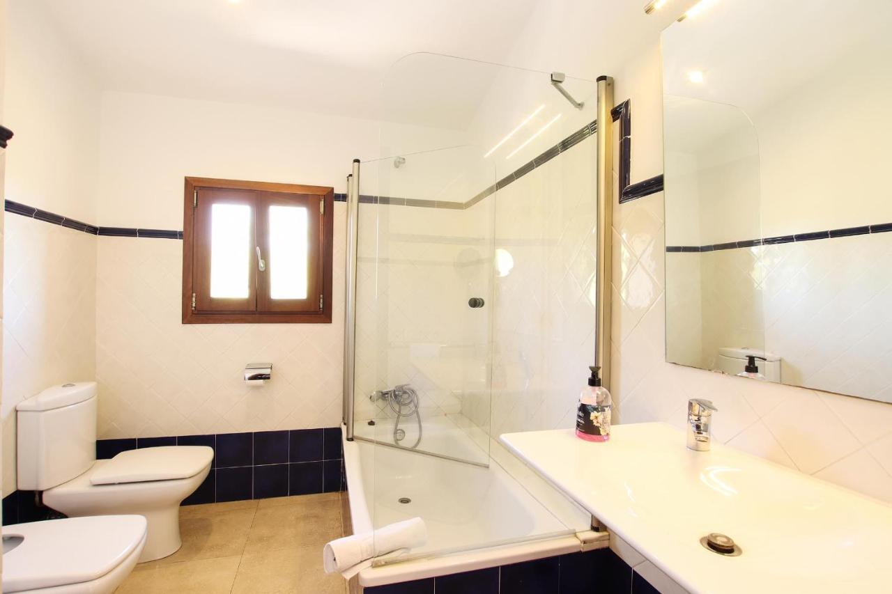 Mares Villa *