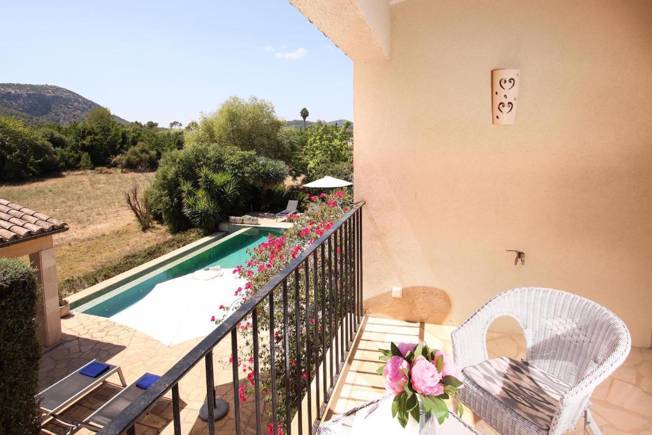 Mares Villa *
